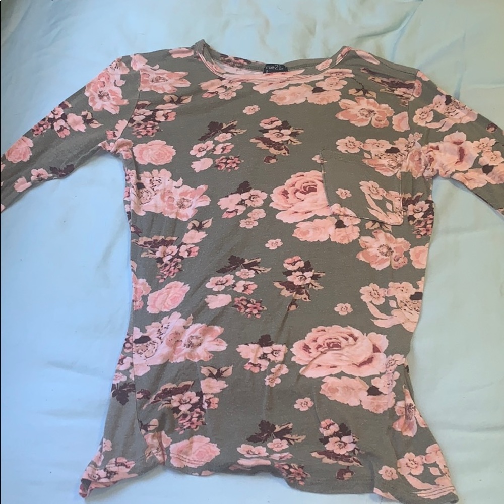 mid sleeve top
